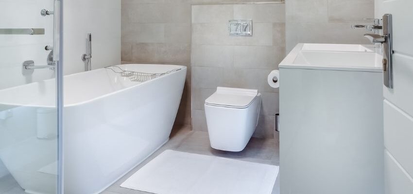 дизайн белой ванной комнаты